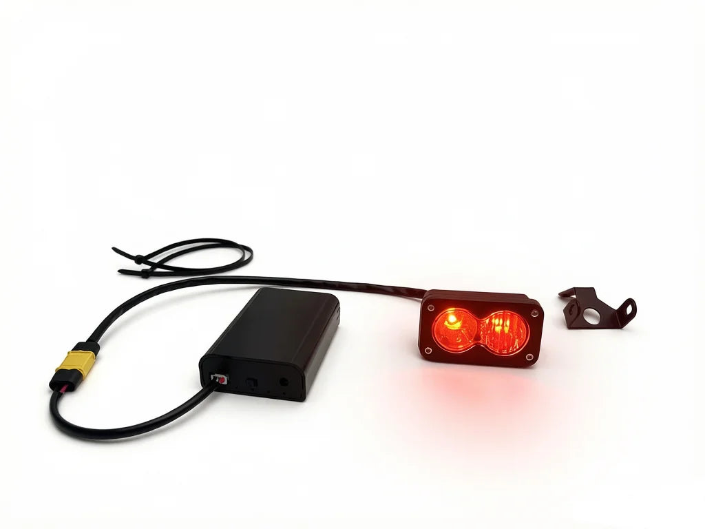 Baja light with battery pack