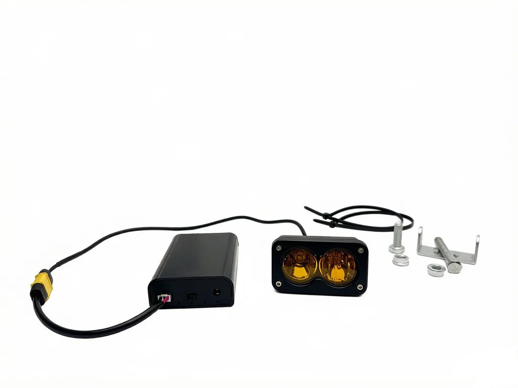 Baja light with battery pack