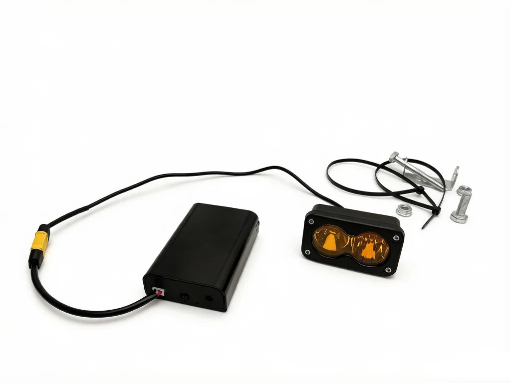 Baja light with battery pack